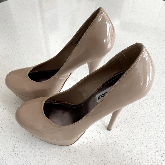 Steve Madden Nude heels - Picture 1 of 4
